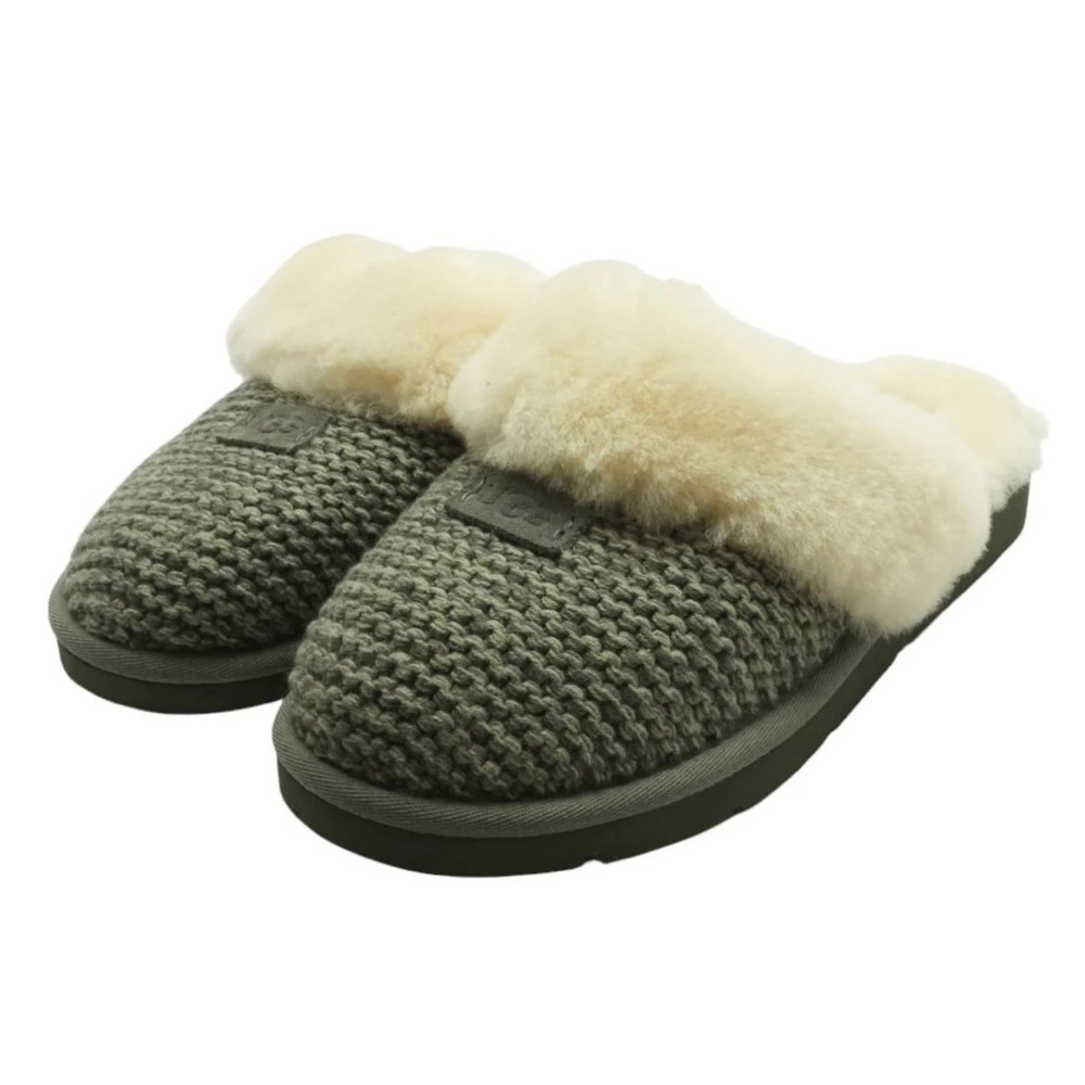 UGG® Women’s Cozy Knit Slipper in Charcoal Like New - Picture 3 of 15
